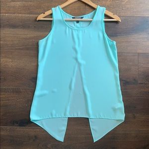 Express Split-Back Tank Top; Size XS